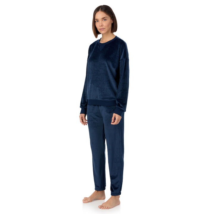 DKNY Laid Back Lux Jogger set
