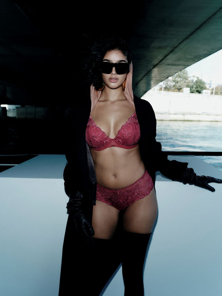 Chantelle Fleur Plunge t-shirt bra