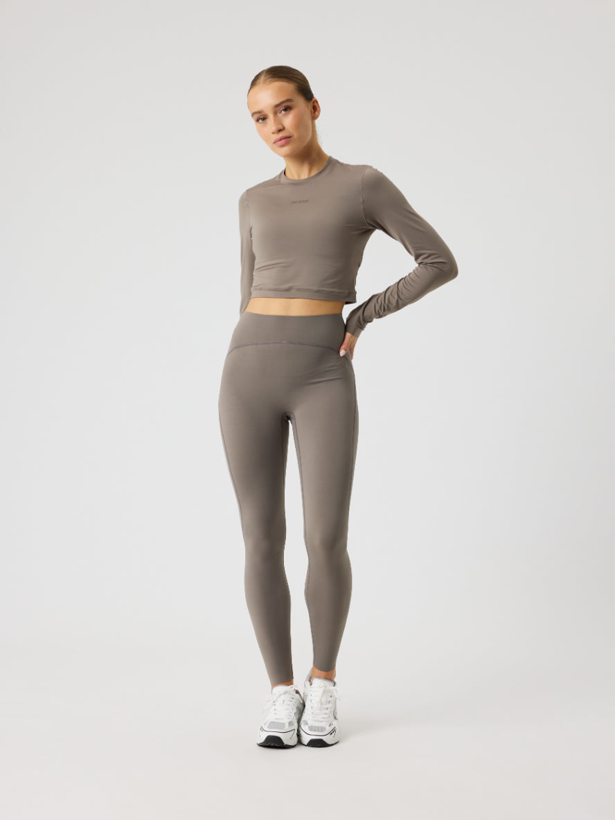 STUDIO SOFT CROPPED LONGSLEEVE