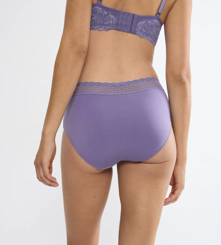 Triumph Feel of Modal Miditrosa