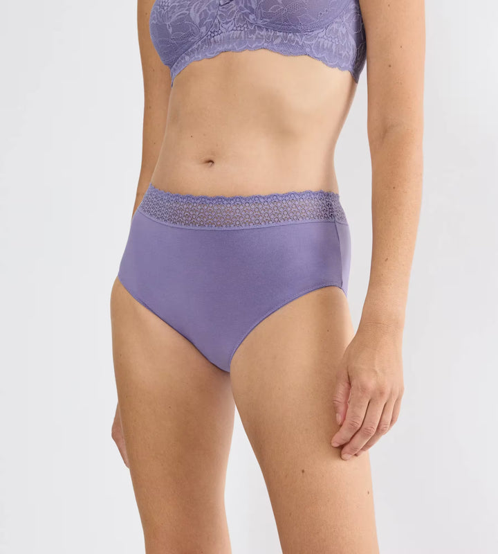 Triumph Feel of Modal Miditrosa