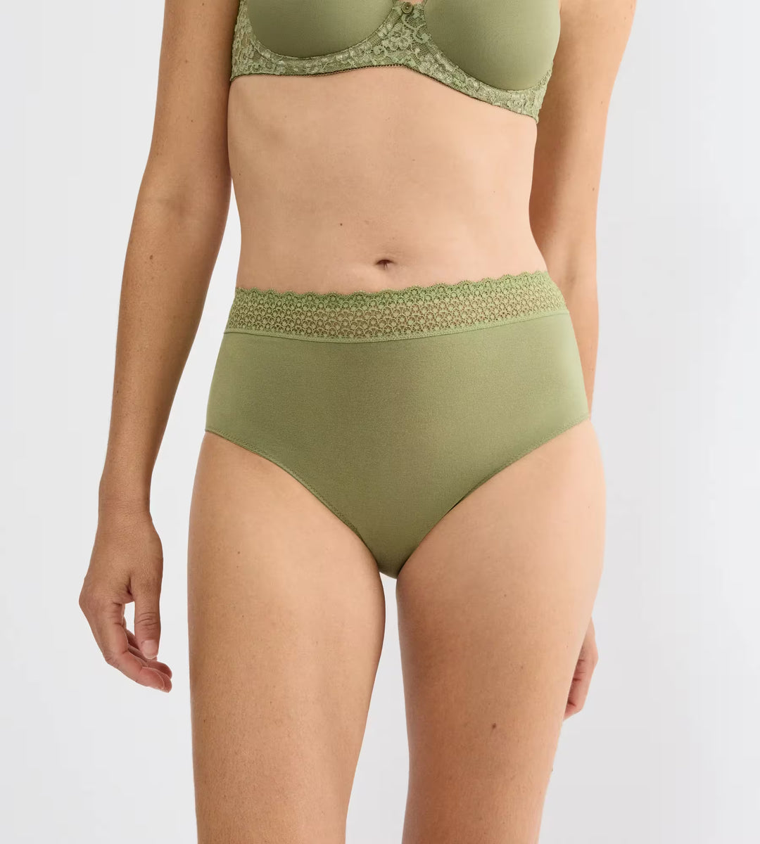 Triumph Feel of Modal Miditrosa