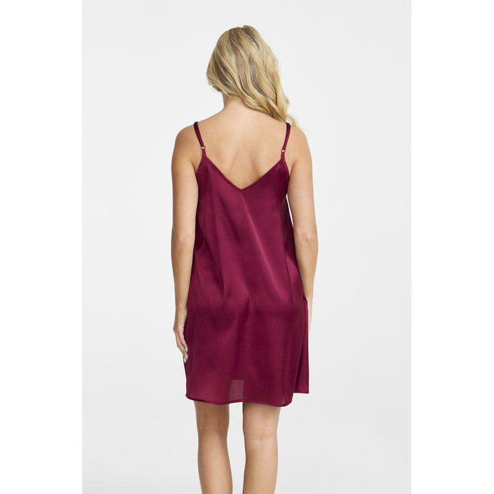 Damella Nattlinne Satin