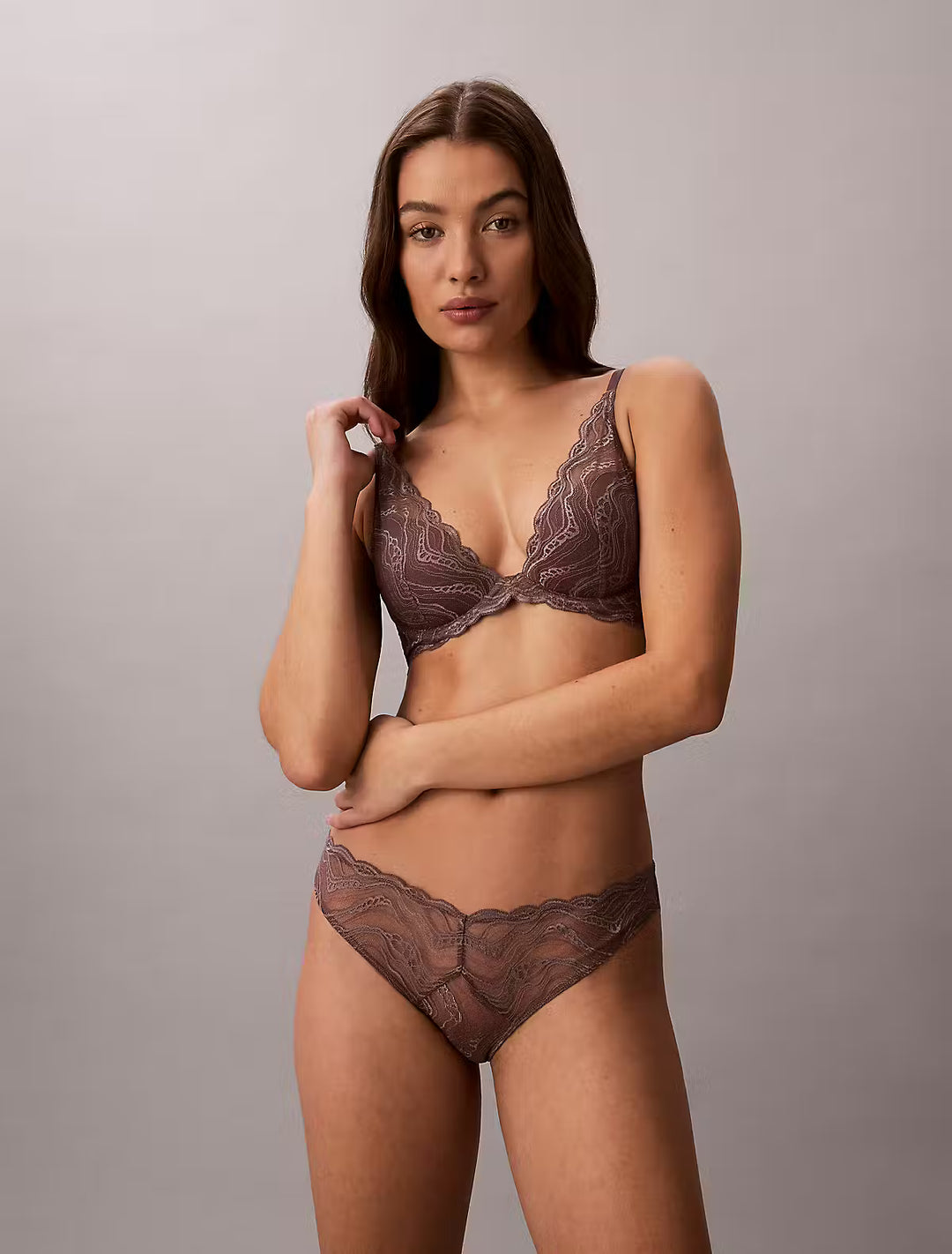 Calvin Klein Lightly Lined plunge bh