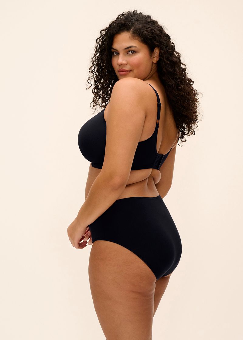 Elomi Smooth Bygelbh Svart