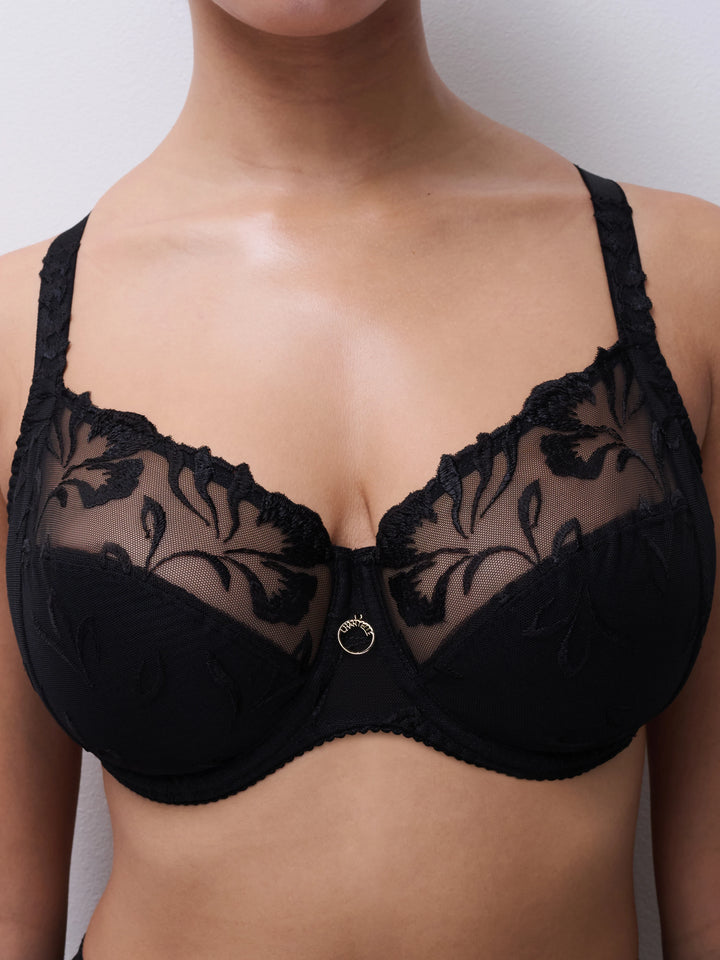 Chantelle Majestic Very Covering Bra