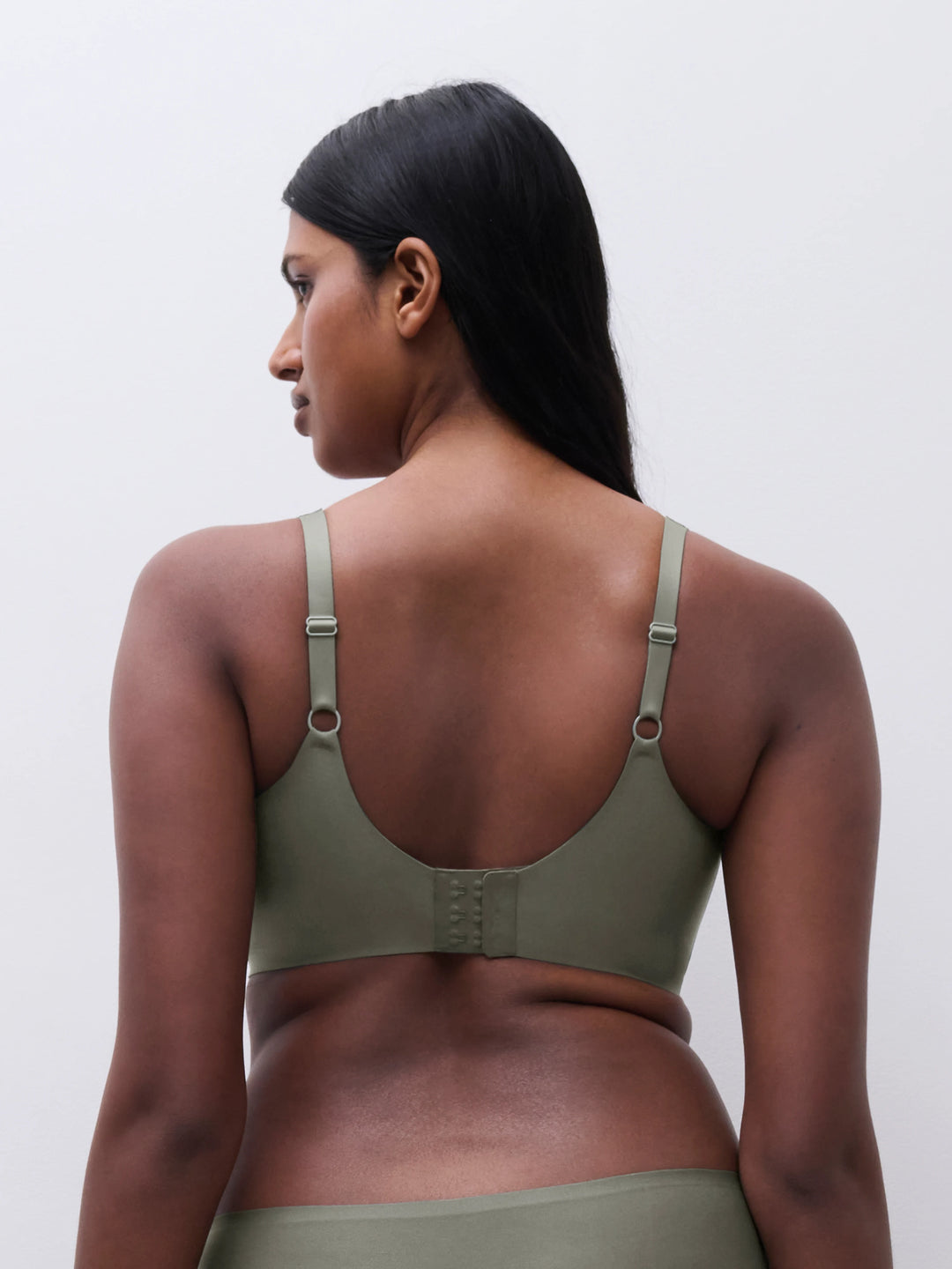 Chantelle Softstretch Powerplunge Grå