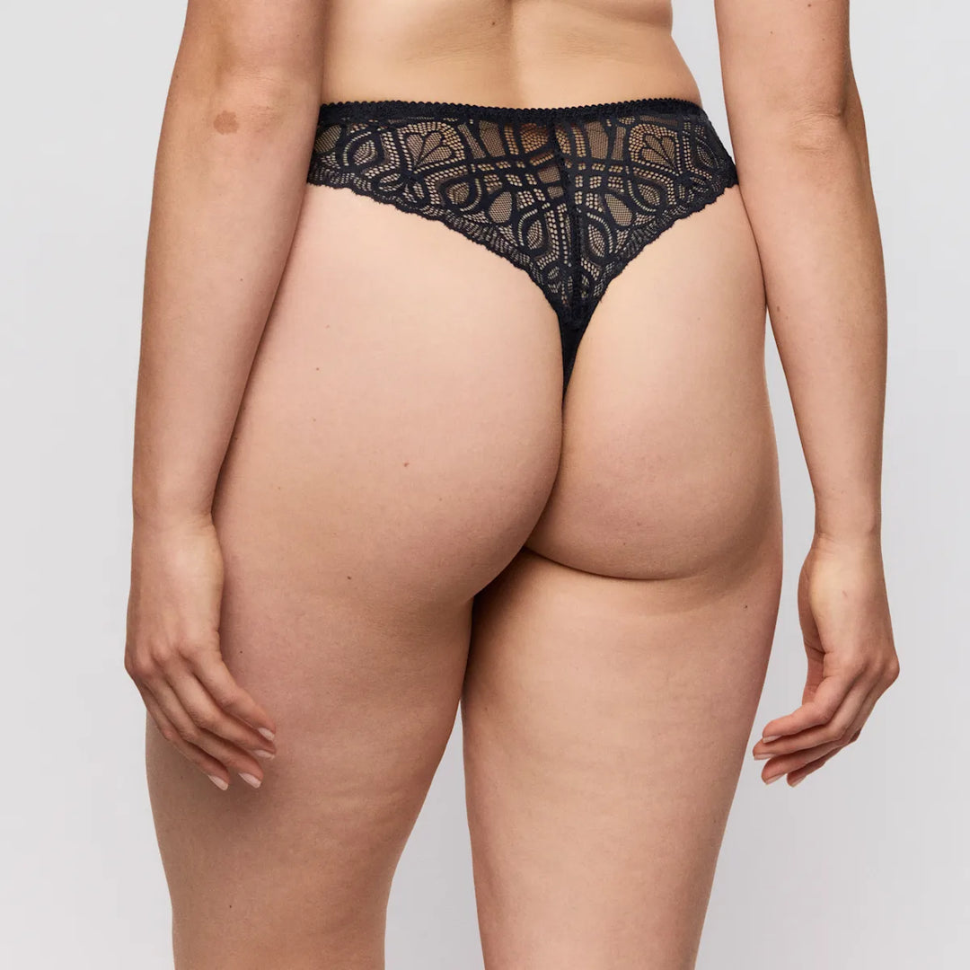 Primadonna Salerno String