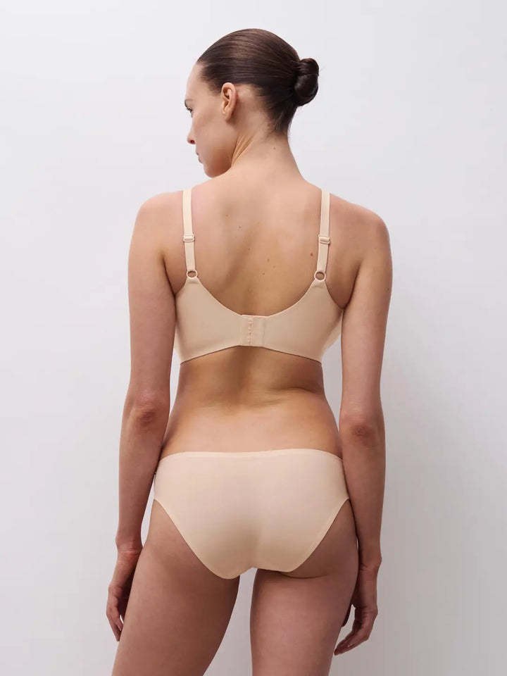 Chantelle Softstretch Powerplunge beige