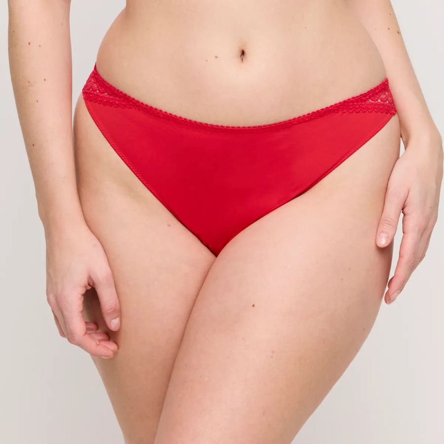 Primadonna Montara String